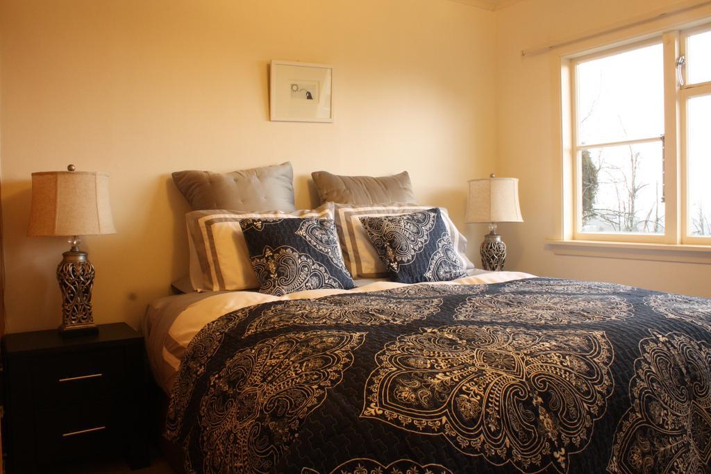Tahuna Hills Guesthouse Nelson Buitenkant foto